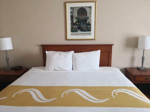 Hotel Quality Inn & Suites Hawkesbury
