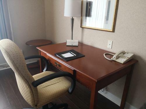 Hotel Quality Inn & Suites Hawkesbury