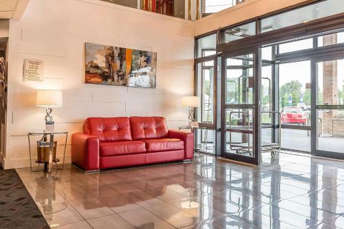 Hotel Quality Inn & Suites Hawkesbury