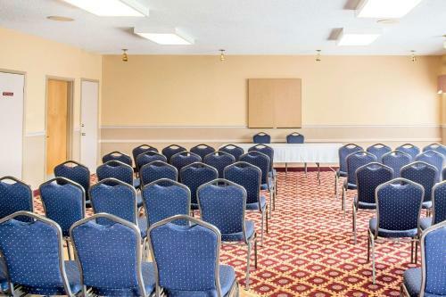 Hotel Quality Inn & Suites Hawkesbury