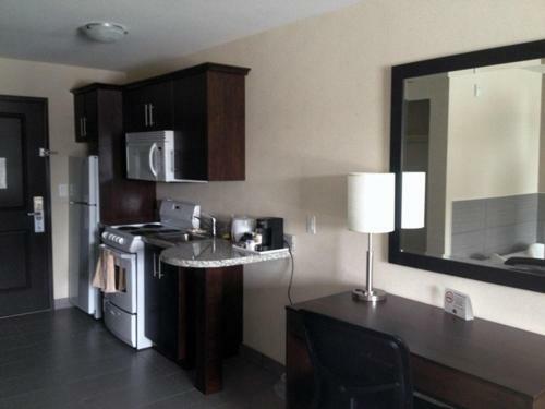 Western Star All Suites Hotel Carnduff