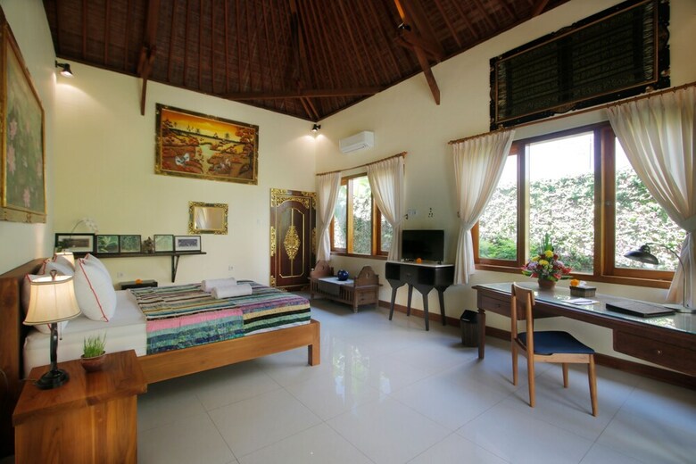 Bed & Breakfast Graha Madesimon
