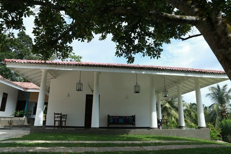 Thompson Manor - A Luxury Villa In Galle