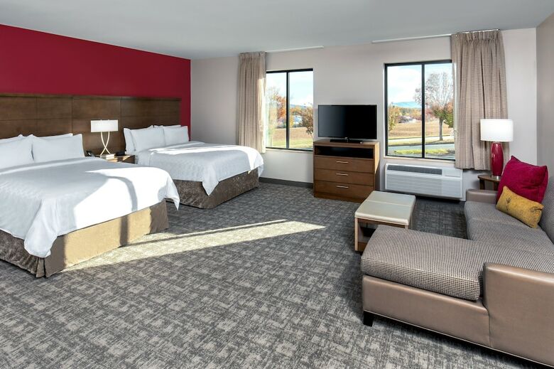 Hotel Staybridge Suites Charlottesville Airport