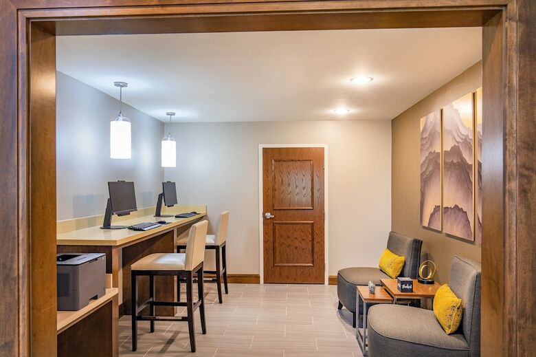 Hotel Staybridge Suites Charlottesville Airport