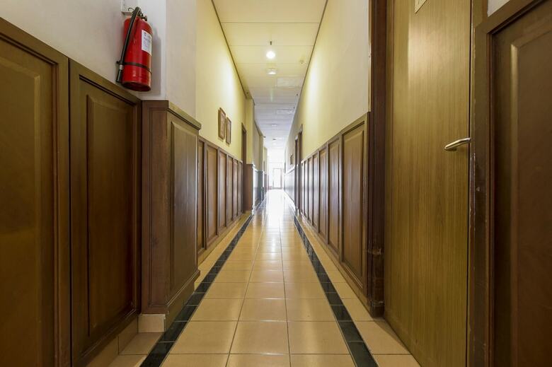 Hotel Reddoorz Plus Near Gbk Senayan