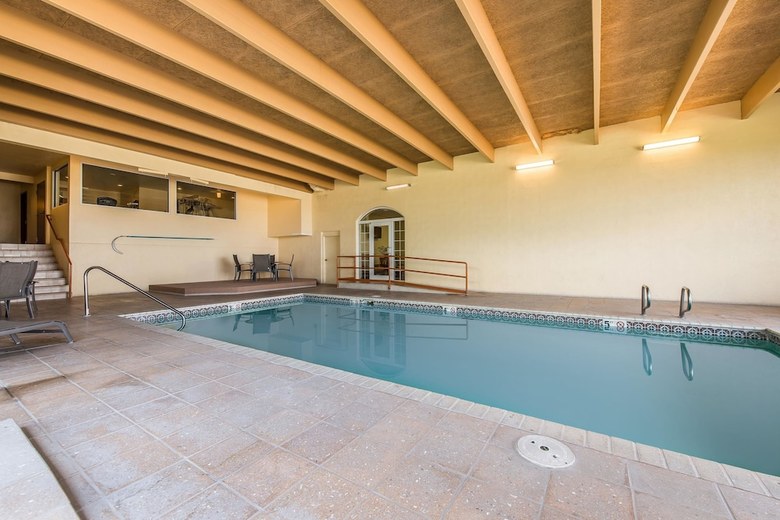Hotel Baymont By Wyndham Fort Morgan