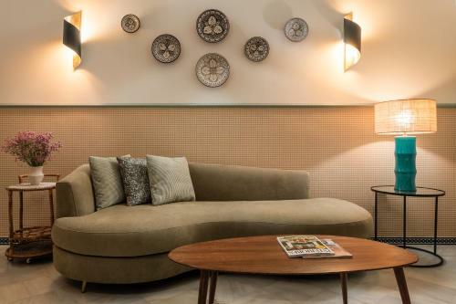 Hotel Bypillow Abril