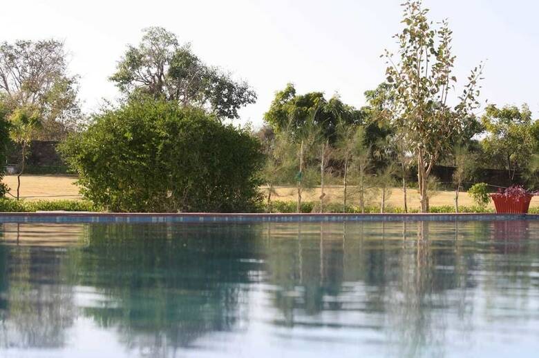 Hotel Rasik Priya Resort