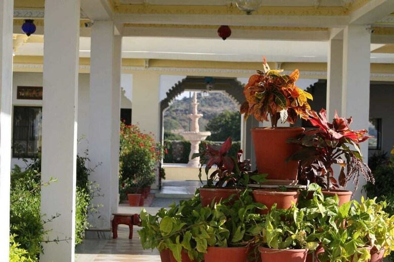 Hotel Rasik Priya Resort