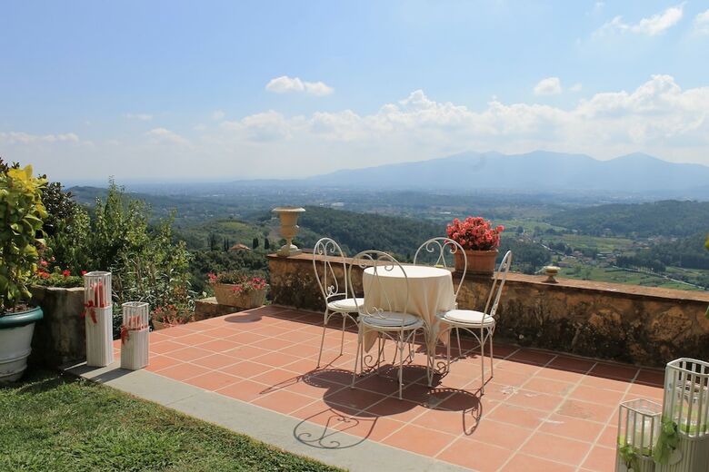 Relais Farinati - In Lucca