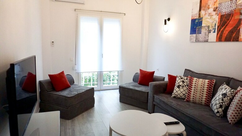 Apartamentos Urban Design Apt In Athens