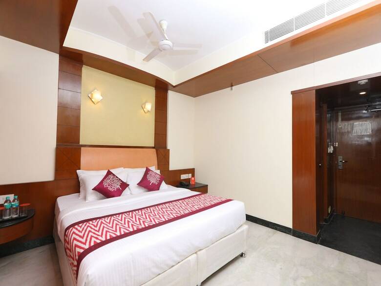 Hotel Collection O 30020 Koyambedu