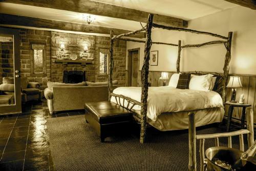 Hotel Trout Point Lodge Of Nova Scotia
