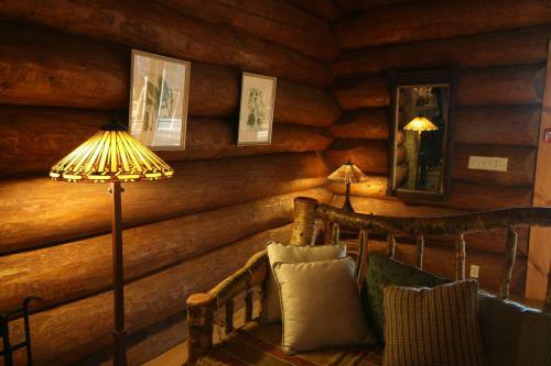 Hotel Trout Point Lodge Of Nova Scotia