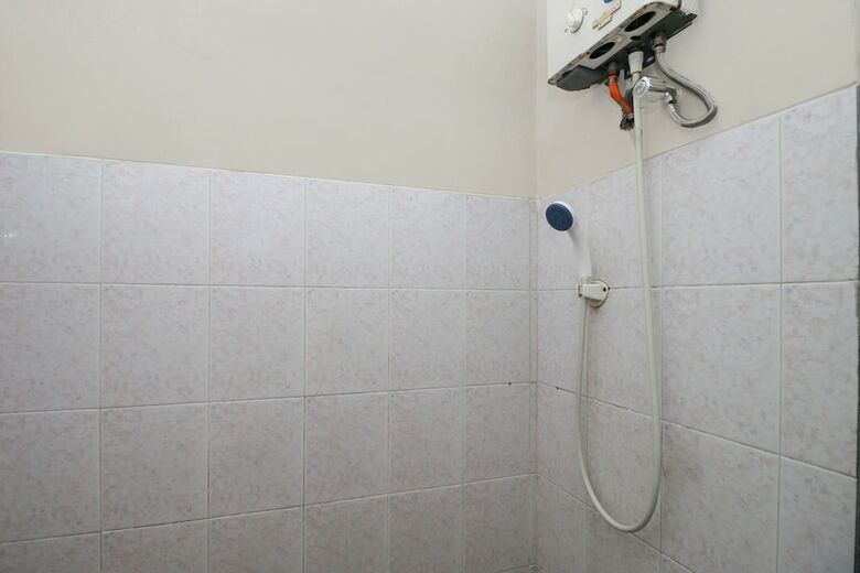 Hotel Airy Eco Raya Lembang 198 Bandung