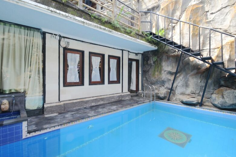 Hotel Airy Denpasar Utara Trijata 51 Bali
