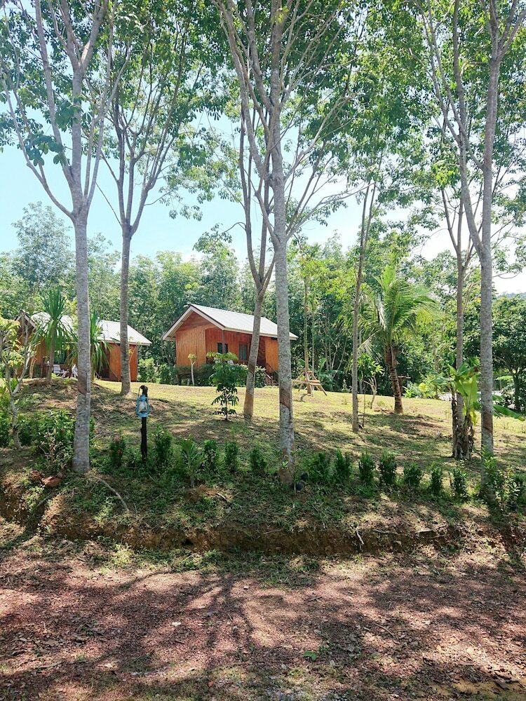 Hotel Lanta Para Hut