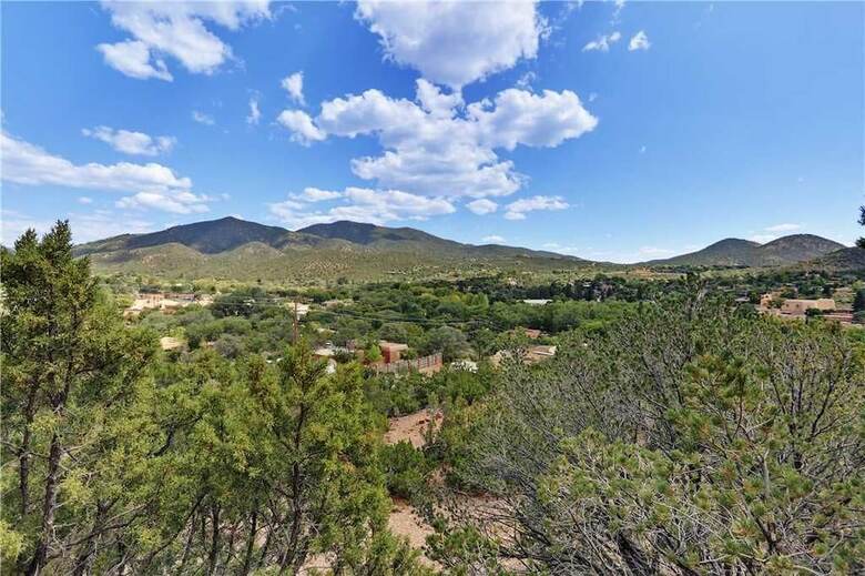 Vista de Colores - Two Bedroom Home