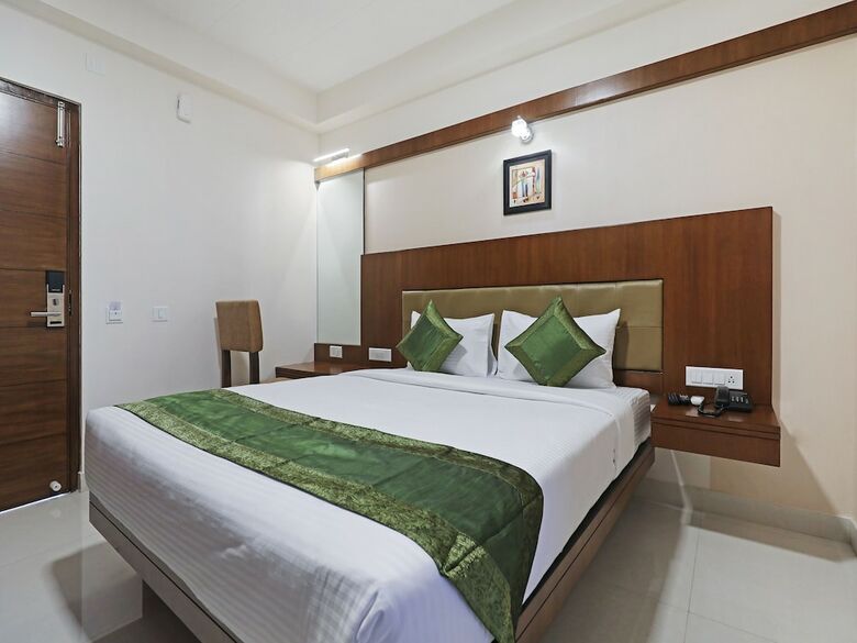 Hotel Treebo Trend Akshaya Bull Temple