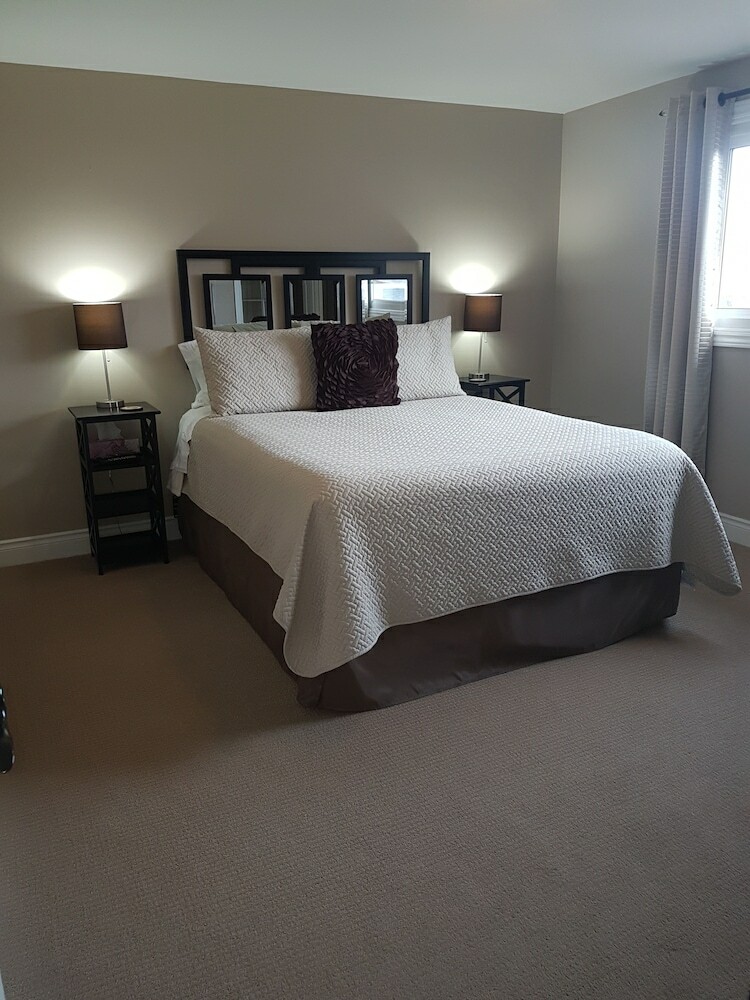 Christine's Bed And Breakfast By Elevate Rooms