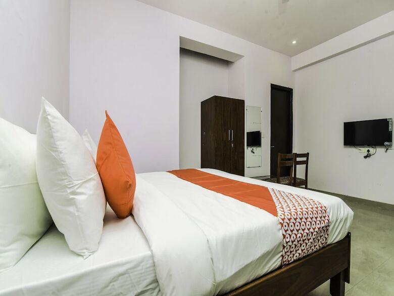 Hotel Oyo 20031 Flagship Jaypee Hospital