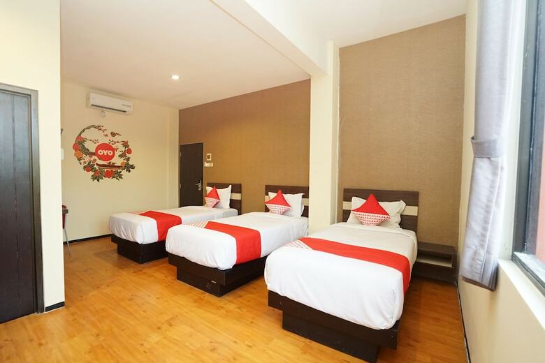 Hostal Oyo 283 Helvetia Residence