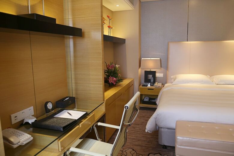 Guangzhou Changfeng Gloria Plaza Hotel
