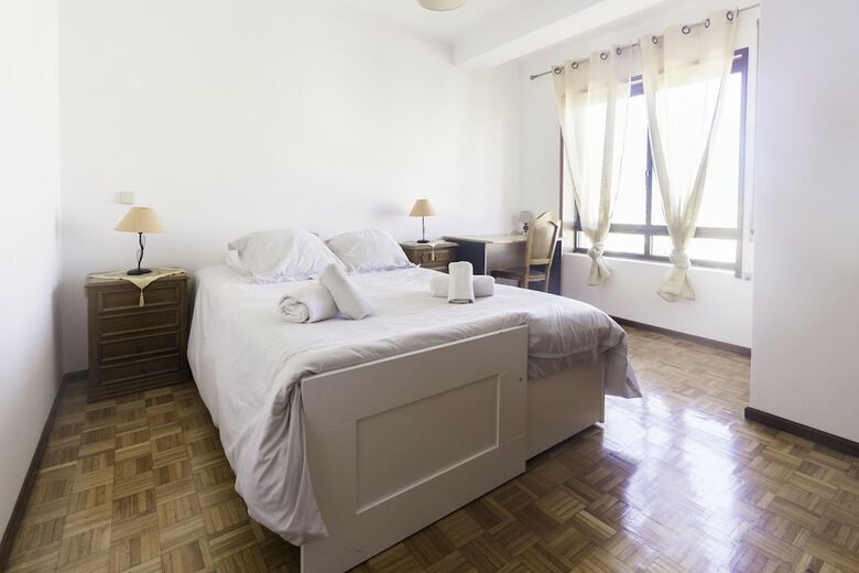 Apartamentos Guest H4u - P�voa Seaside