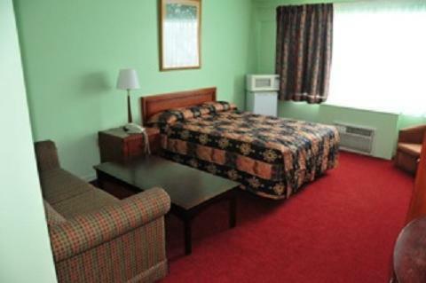 Hotel Red Carpet Inn And Suites - Sudbury