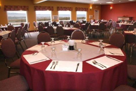 Hotel Shallow Bay Motel & Cabins Conference Centre