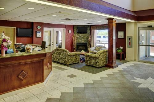 Hotel Lakeview Inn & Suites - Chetwynd