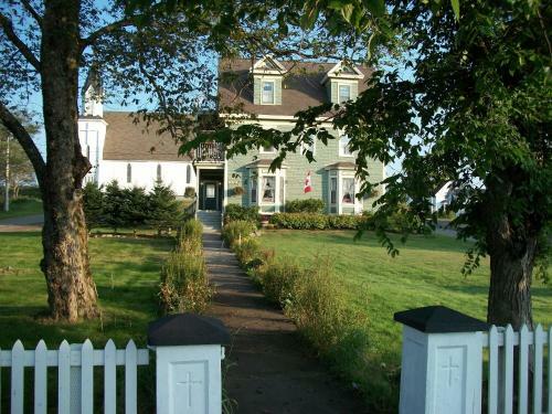 Bed & Breakfast Louisbourg Heritage House