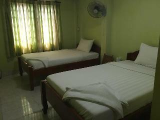 Hostal Pra-tna Guesthouse And Coffee