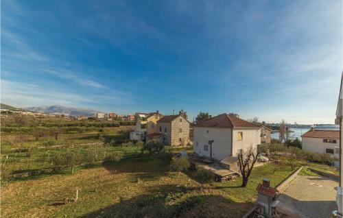 Two-bedroom Apartment In Kastel Sucurac