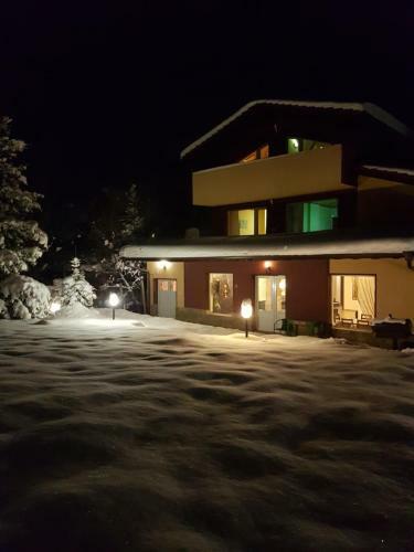 Ashkova House