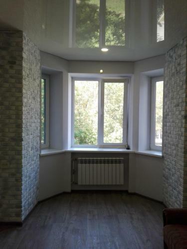 Apartment On Kryvorizhstal Street 35
