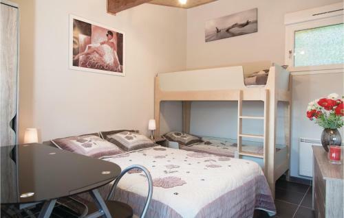 Four-bedroom Holiday Home In Chatillon En Diois
