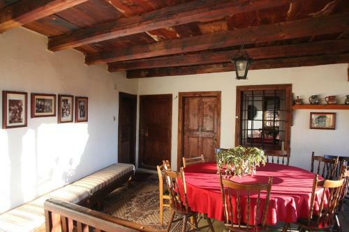 Hostal Dedo Pene Inn