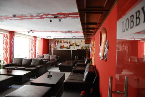 Tofana Hotel