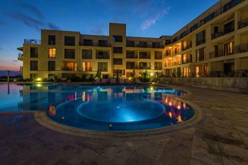 Diamond Beach Apartments