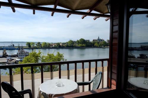 Hostal House Diona