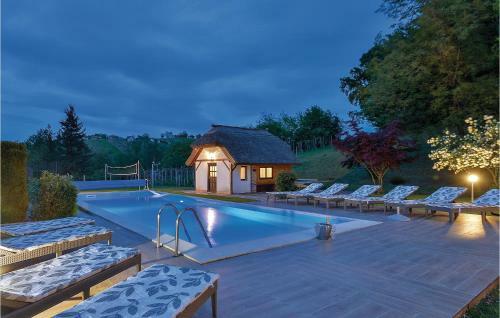 Four-bedroom Holiday Home In Beretinec