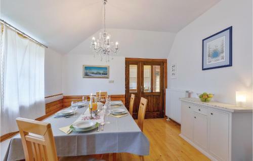 Four-bedroom Holiday Home In Beretinec