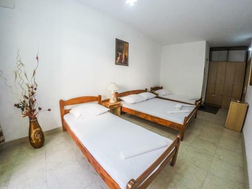 Zeko Apartments