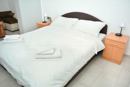 Hostal Deltix Apartments
