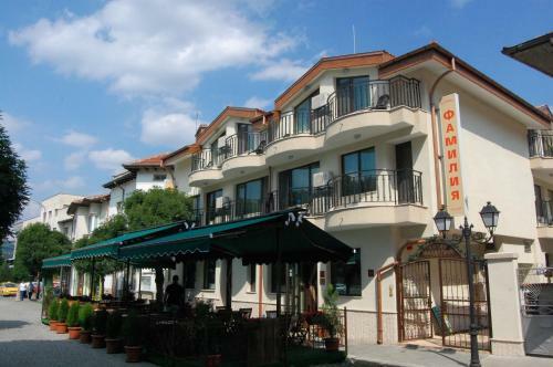 Family Hotel Familia