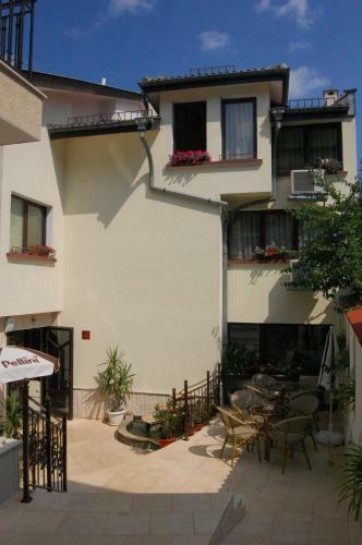 Family Hotel Familia
