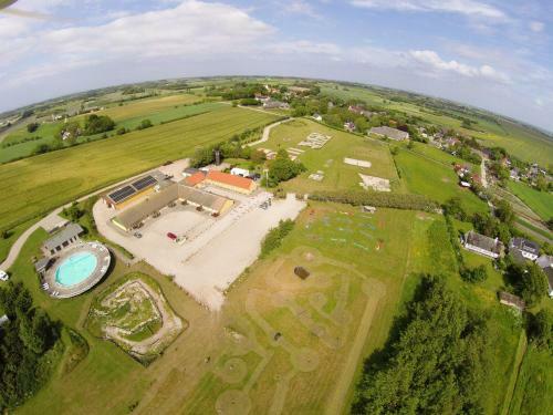 Camping & Feriecenter Sams�
