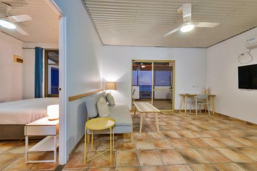 Ningaloo Lighthouse Holiday Park